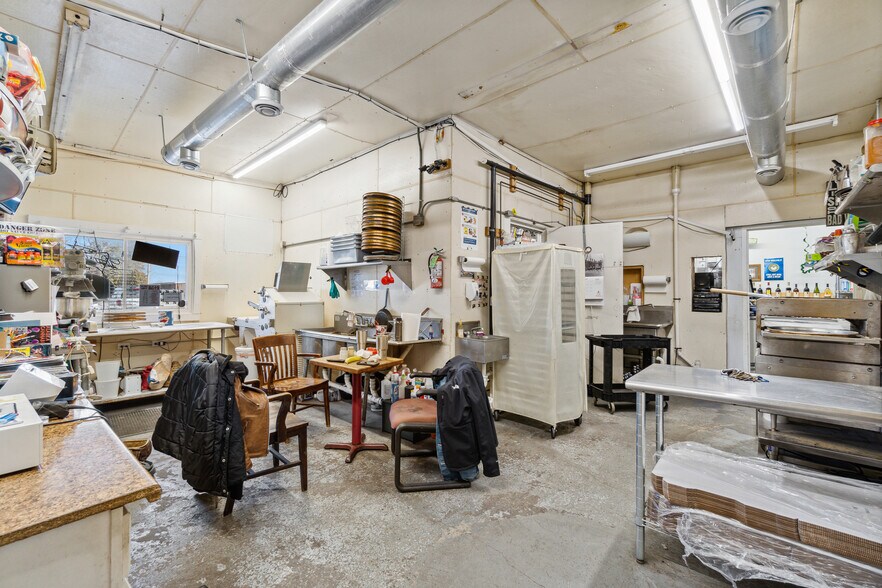More Photos Of 14340 State Route 58, Oberlin Freestanding For Sale