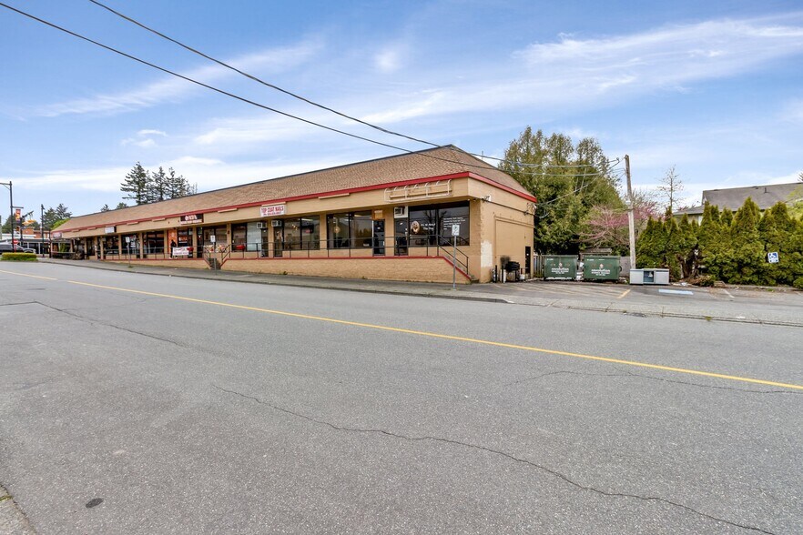 More Photos Of 27133 Fraser Hwy, Langley Twp Storefront Retail Office For Lease