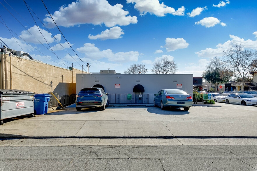 More Photos Of 95 W Sierra Madre Blvd, Sierra Madre Medical For Sale