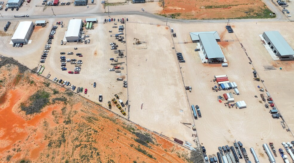 More Photos Of 3.0 Acre Laydown Yard on East County Road 128, Midland Land For Lease