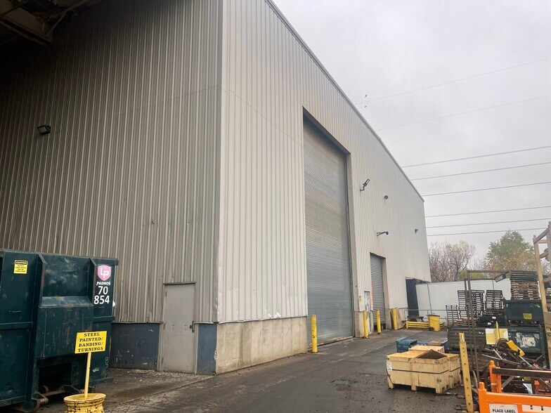 More Photos Of 4714 Circuit Ct, Wayland Manufacturing For Lease