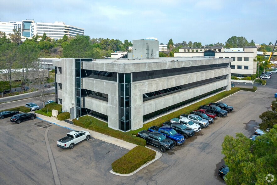 More Photos Of 5703 Oberlin Dr, San Diego Office For Lease