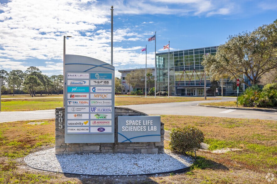 More Photos Of 505 Odyssey Way, Merritt Island Office For Lease