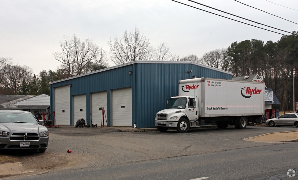 Primary Photo Of 21290 Great Mills Rd, Lexington Park Service For Sale