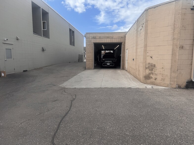 More Photos Of 2218 4th St, White Bear Lake Auto Repair For Lease