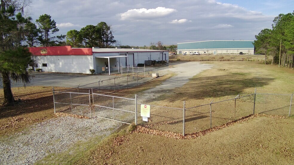 More Photos Of 41 Artley Rd, Savannah Warehouse For Lease