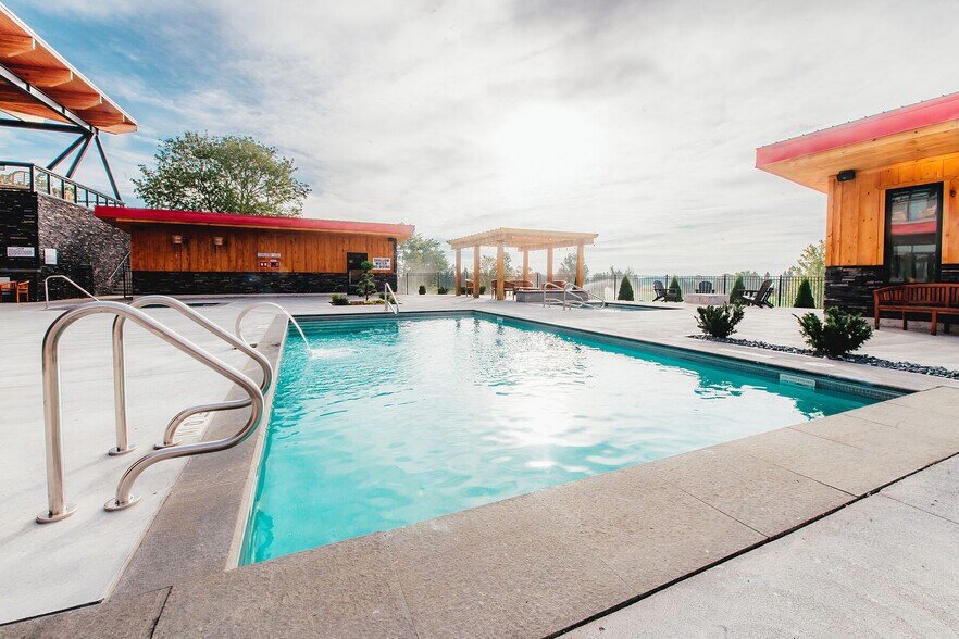 More Photos Of 324183 Mount Elgin Rd, South-West Oxford Golf Course Driving Range For Sale