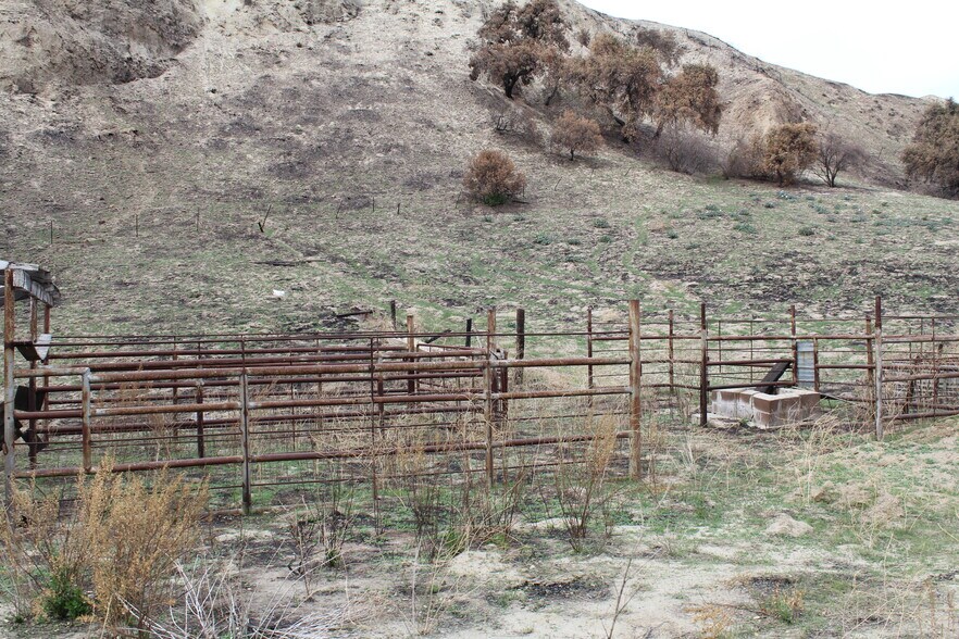 More Photos Of 31029 Hasley Canyon Rd, Castaic Land For Sale