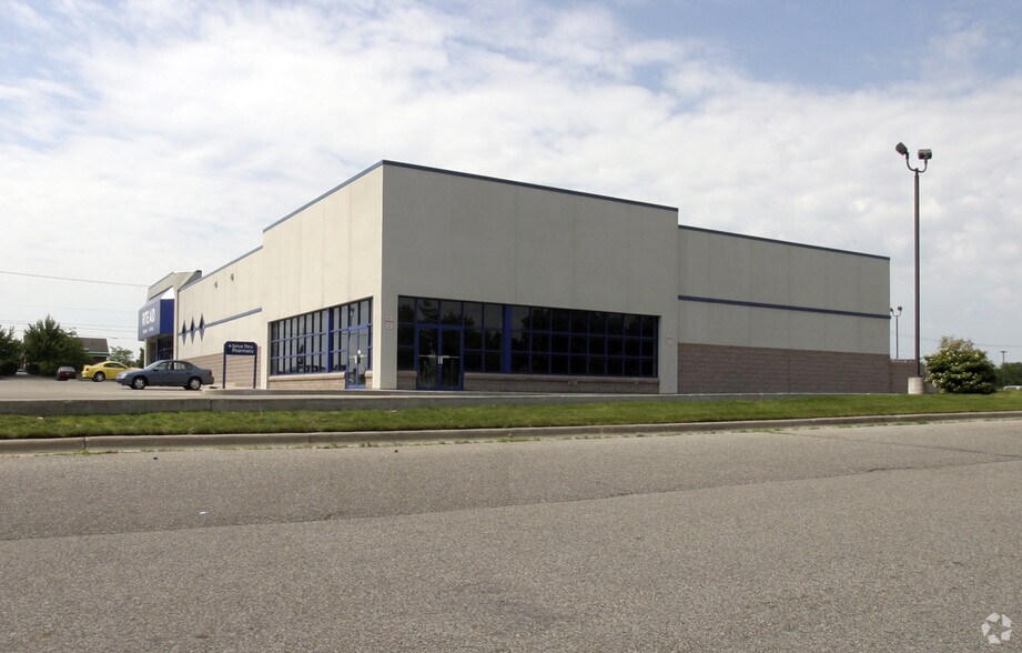 More Photos Of 5995 Kalamazoo Ave SE, Kentwood Freestanding For Sale