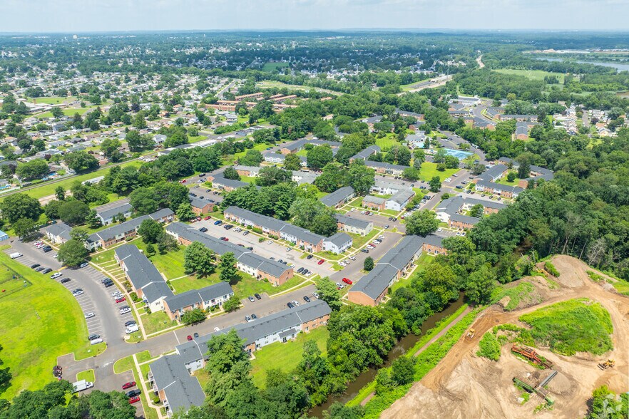 More Photos Of 9071 Mill Creek Rd, Levittown Apartments For Lease