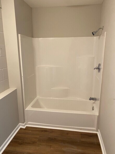 More Photos Of 3950 S Dixie Rd, Dalton Apartments For Sale