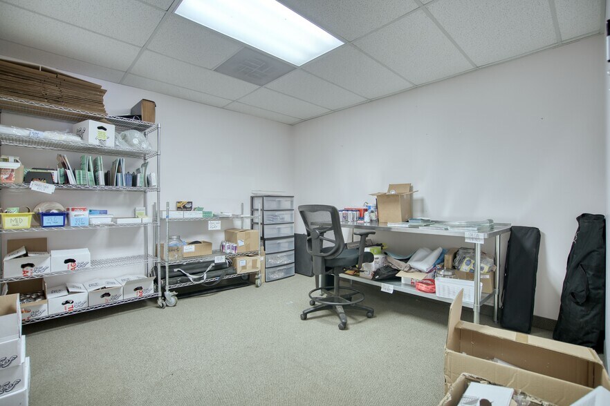 More Photos Of 1343-1351 W 121st Ave, Westminster Flex For Lease