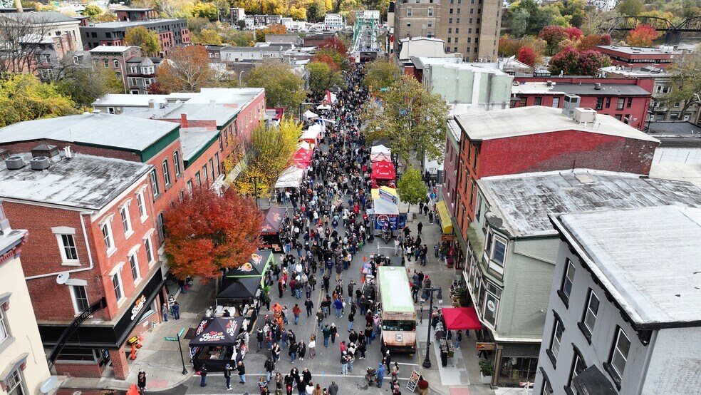 More Photos Of 223 Northampton St, Easton Apartments For Sale
