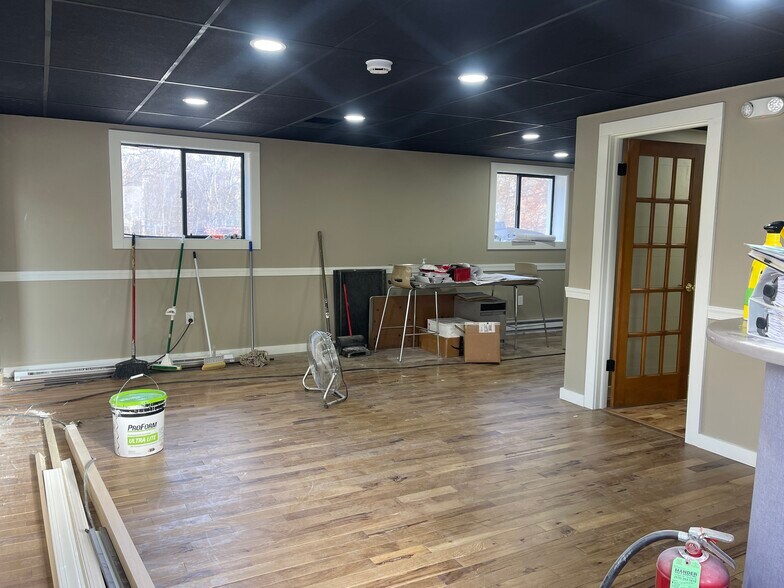 More Photos Of 2531 US-6, Hawley Office For Lease