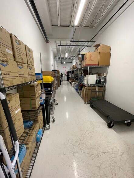 More Photos Of 34 Extension St, Attleboro Warehouse For Sale