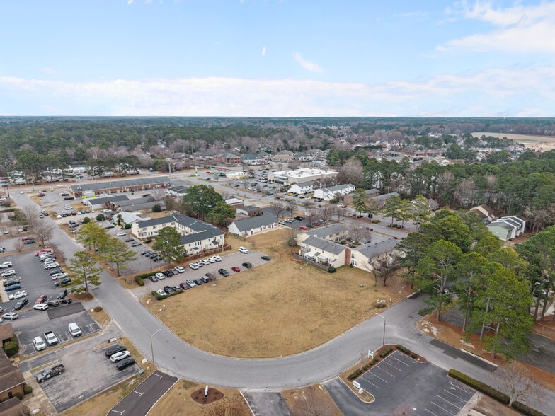 More Photos Of 125 Oakmont Dr, Greenville Office For Sale