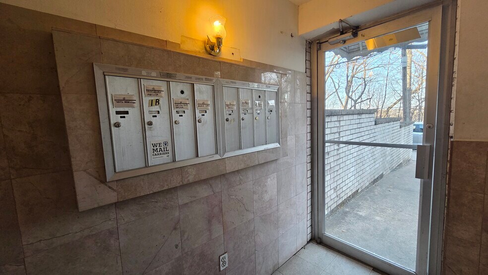 More Photos Of 76-18 Grand Central Pky, Forest Hills Apartments For Sale