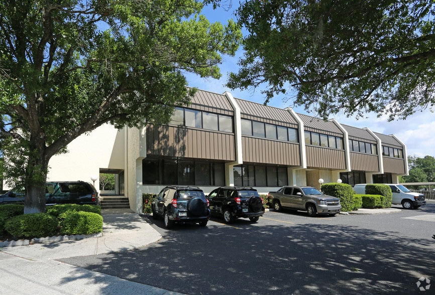 More Photos Of 3300 Henderson Blvd, Tampa Office For Lease