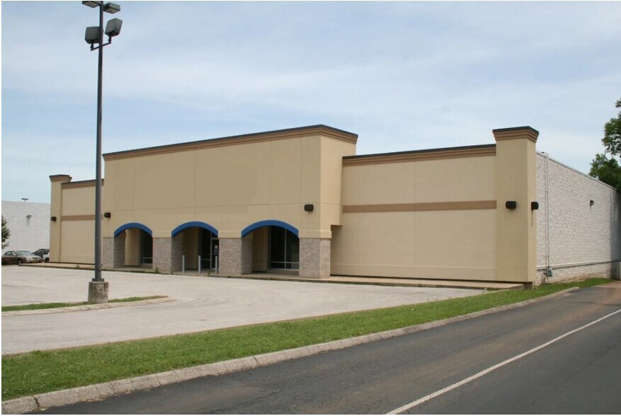 More Photos Of 2622 Scottsville Rd, Bowling Green General Retail For Lease