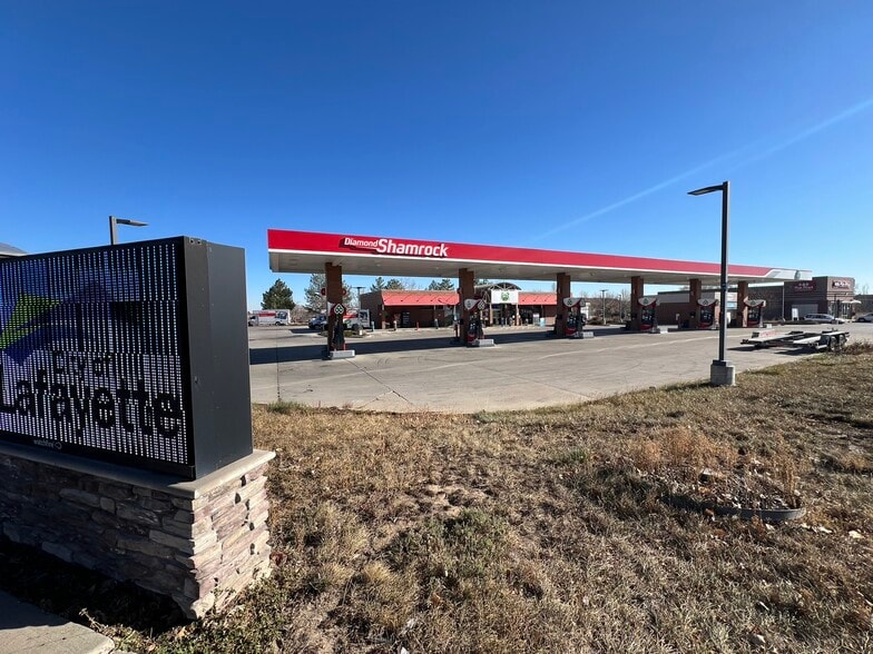 More Photos Of 290 N US Highway 287, Lafayette Service Station For Sale