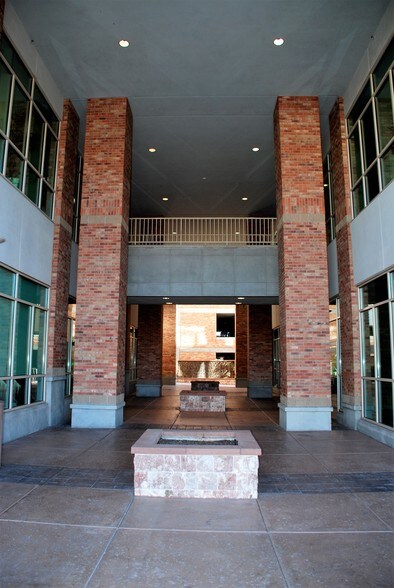 More Photos Of 20 N Main St, Saint George Office Residential For Lease