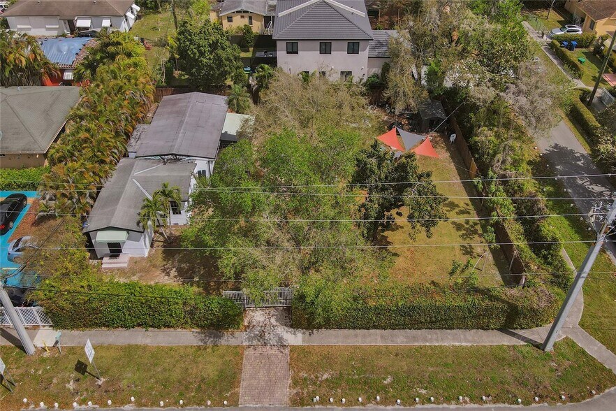 More Photos Of 11809 NE 1st Ave, Miami Land For Sale
