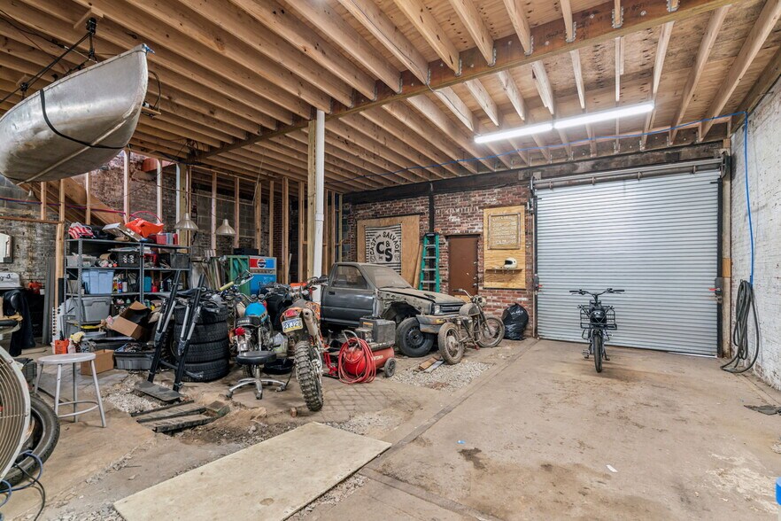More Photos Of 2822-2824 Jasper St, Philadelphia Warehouse For Sale