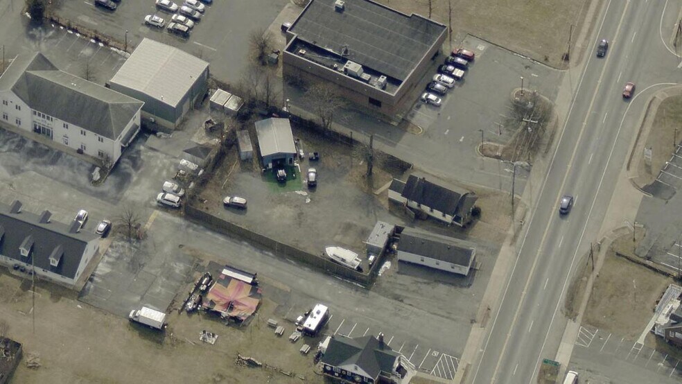 More Photos Of 17935 S Main St, Dumfries Freestanding For Sale