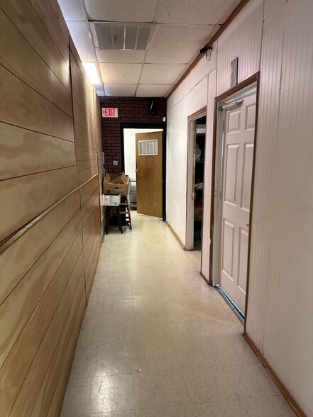More Photos Of 945 E Webb Ave, Burlington Freestanding For Sale