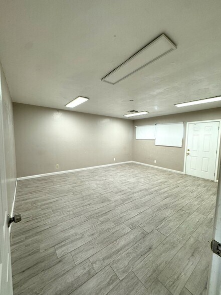 More Photos Of 1410 7th St, Wasco Medical For Lease