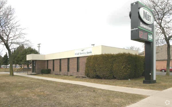 Primary Photo Of 2410 West Rd, Trenton Bank For Sale