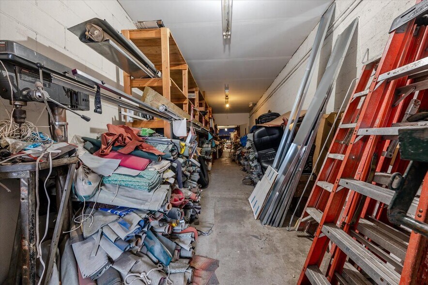 More Photos Of 21-23 W Jamaica Ave, Valley Stream Flex For Sale