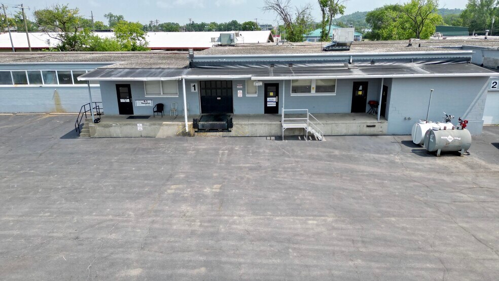 More Photos Of 7820 Reading Rd, Cincinnati Warehouse For Lease