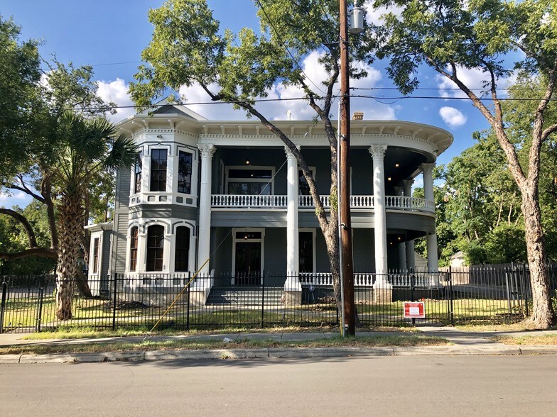Primary Photo Of 901 Mason St, San Antonio Office For Lease