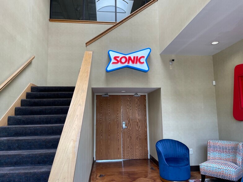 More Photos Of 4505 Burleson Rd, Austin Office For Lease