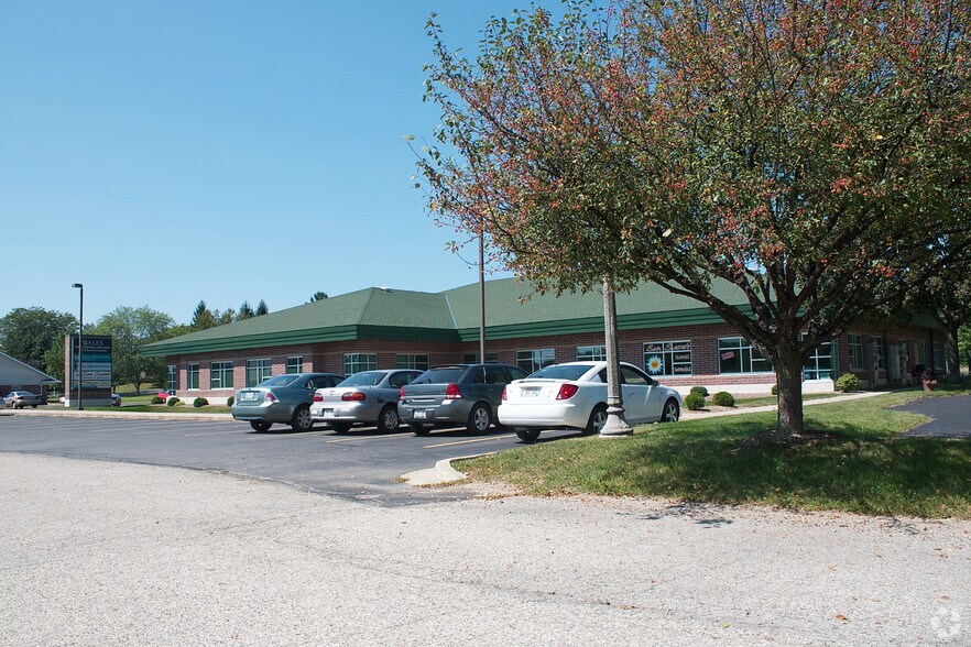 More Photos Of 144 E Summit Ave, Wales Medical For Sale