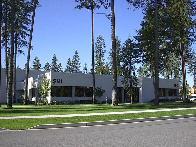 More Photos Of 750 W Canfield Ave, Coeur d'Alene Industrial For Sale