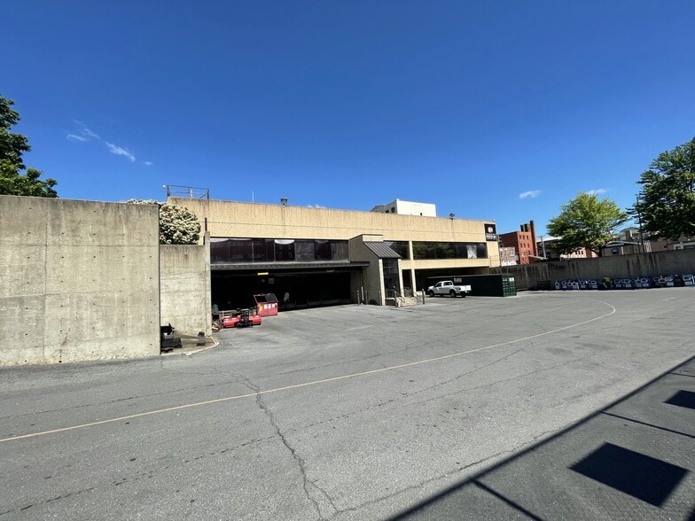 More Photos Of 100 Summit Ave, Hagerstown Office For Sale