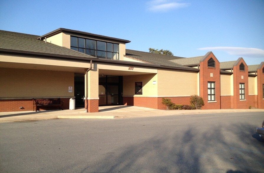 More Photos Of 217 Franklin Ave, Palmerton Medical For Lease
