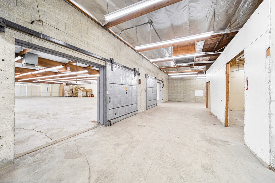 More Photos Of 372 N Mt. Vernon Ave, Colton Warehouse For Sale