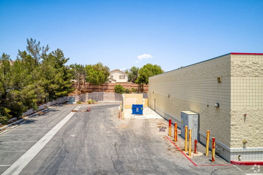 More Photos Of 4810 W Ann Rd, Las Vegas Freestanding For Lease