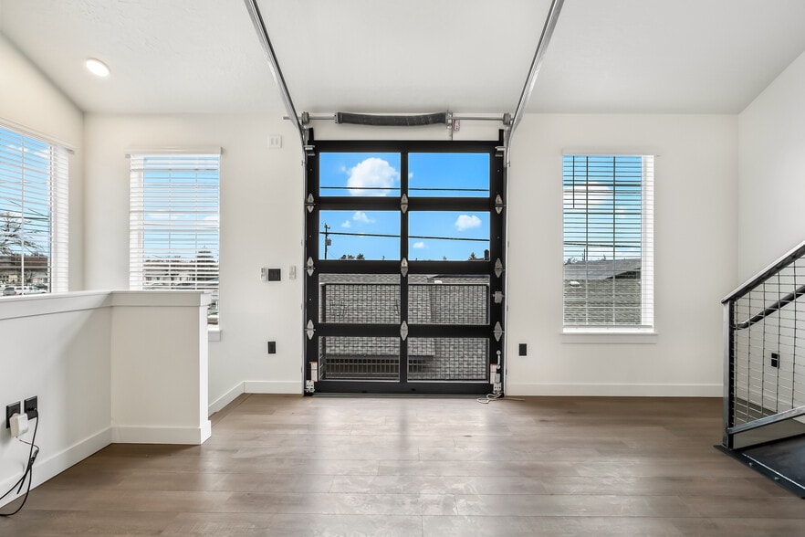 More Photos Of 1441-1461 NW 4th St, Redmond Apartments For Sale