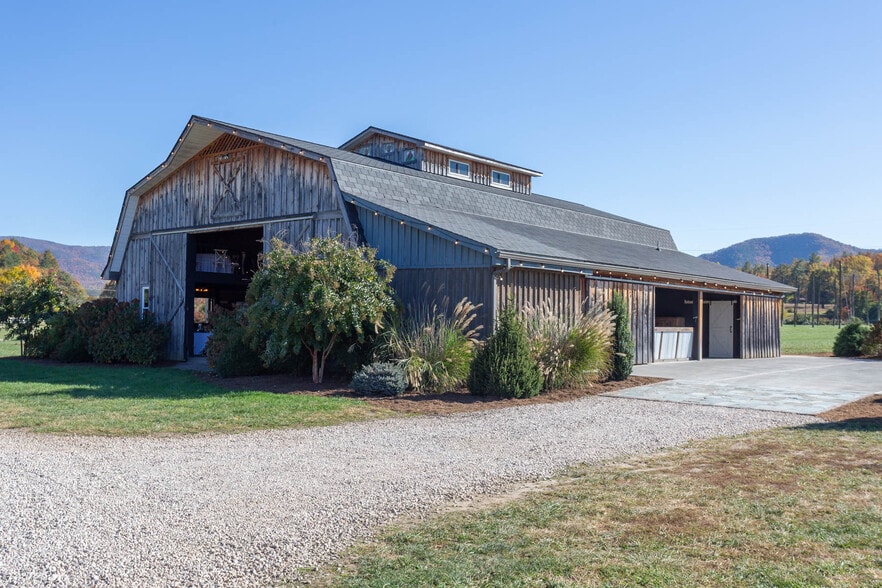 More Photos Of 4301 Longdale Furnace Rd, Clifton Forge Lodge Meeting Hall For Sale