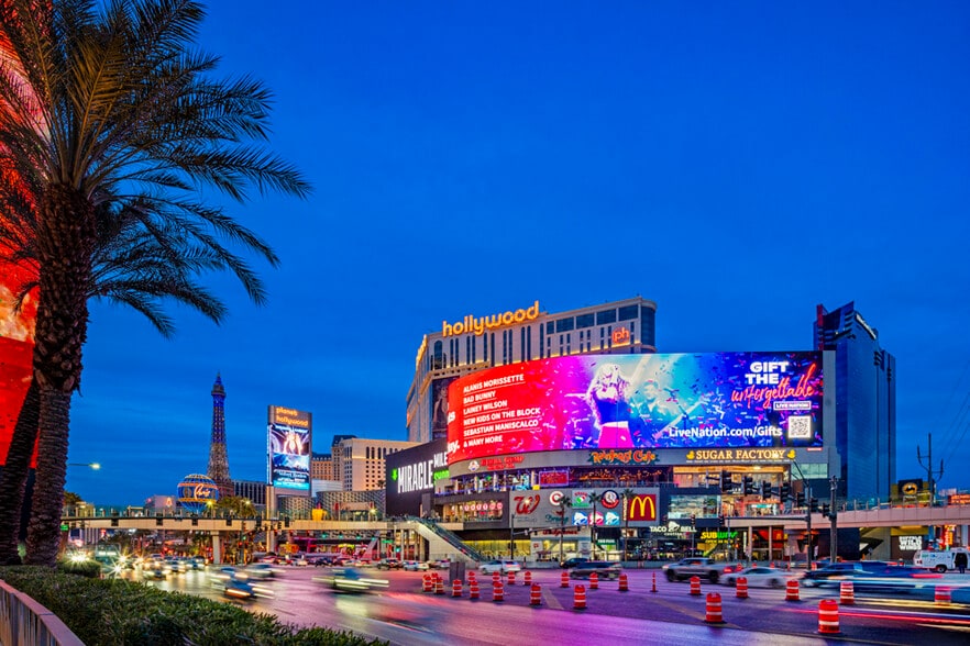 More Photos Of 3717 S Las Vegas Blvd, Las Vegas Unknown For Lease