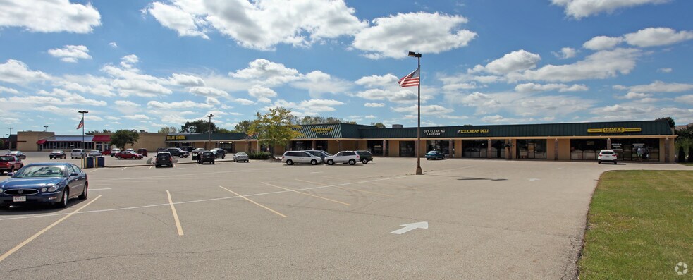 Primary Photo Of 831-937 Greenridge Ct, Mukwonago Unknown For Lease