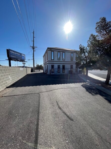 More Photos Of 6150 Transverse Dr, Las Vegas Office For Sale