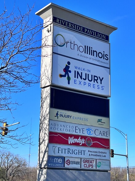 More Photos Of 5875 E Riverside Blvd, Rockford Medical For Lease