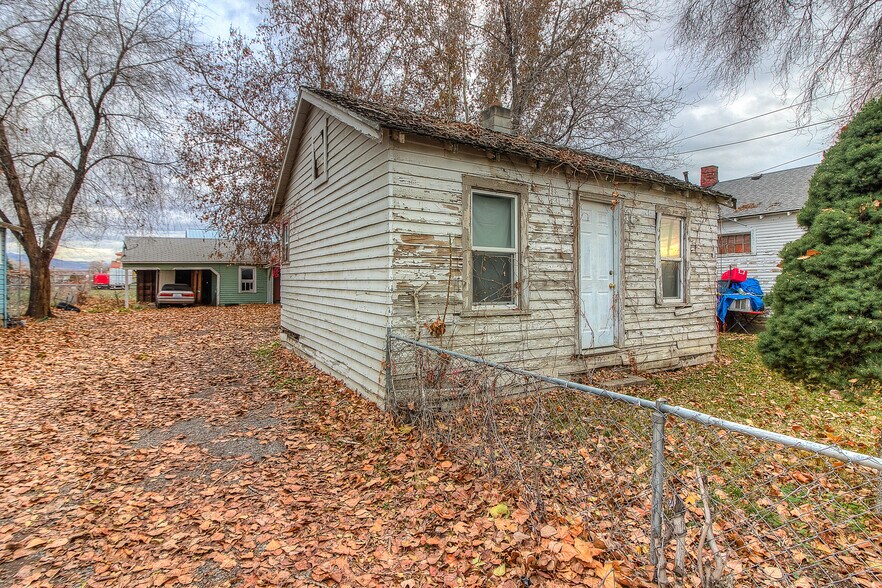 More Photos Of 1408 S 8th St, Yakima Land For Sale