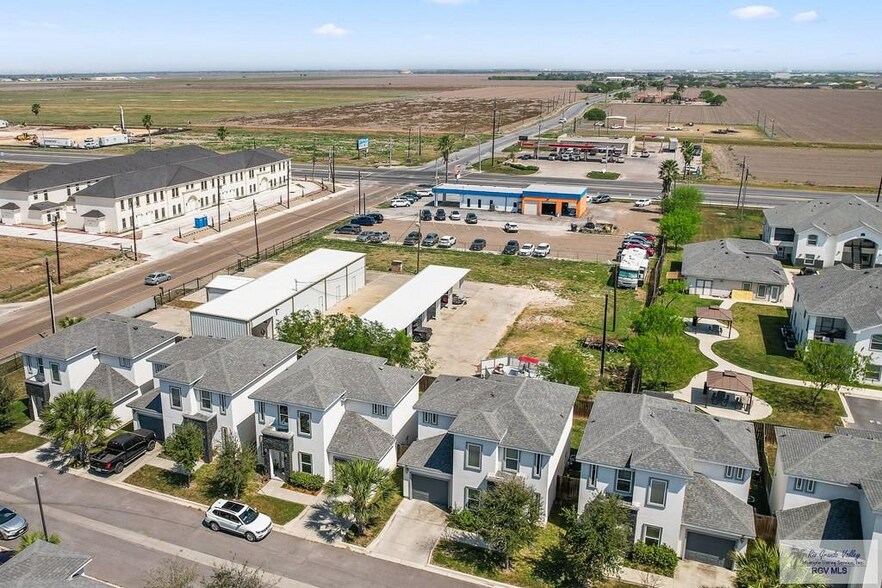 More Photos Of 3202 E Grimes St, Harlingen Light Distribution For Sale