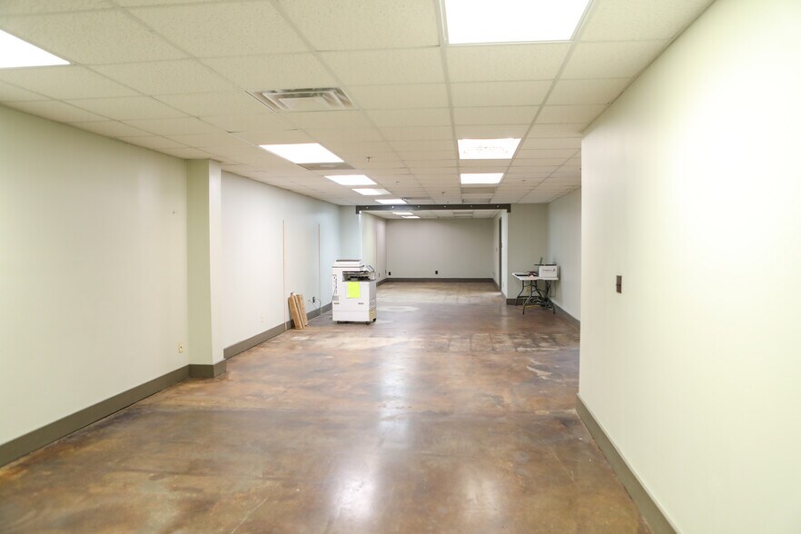 More Photos Of 1210-1212 Menlo Dr NW, Atlanta Warehouse For Sale
